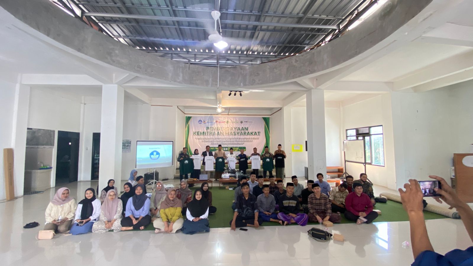 Pemberdayaan Kemitraan Masyarakat