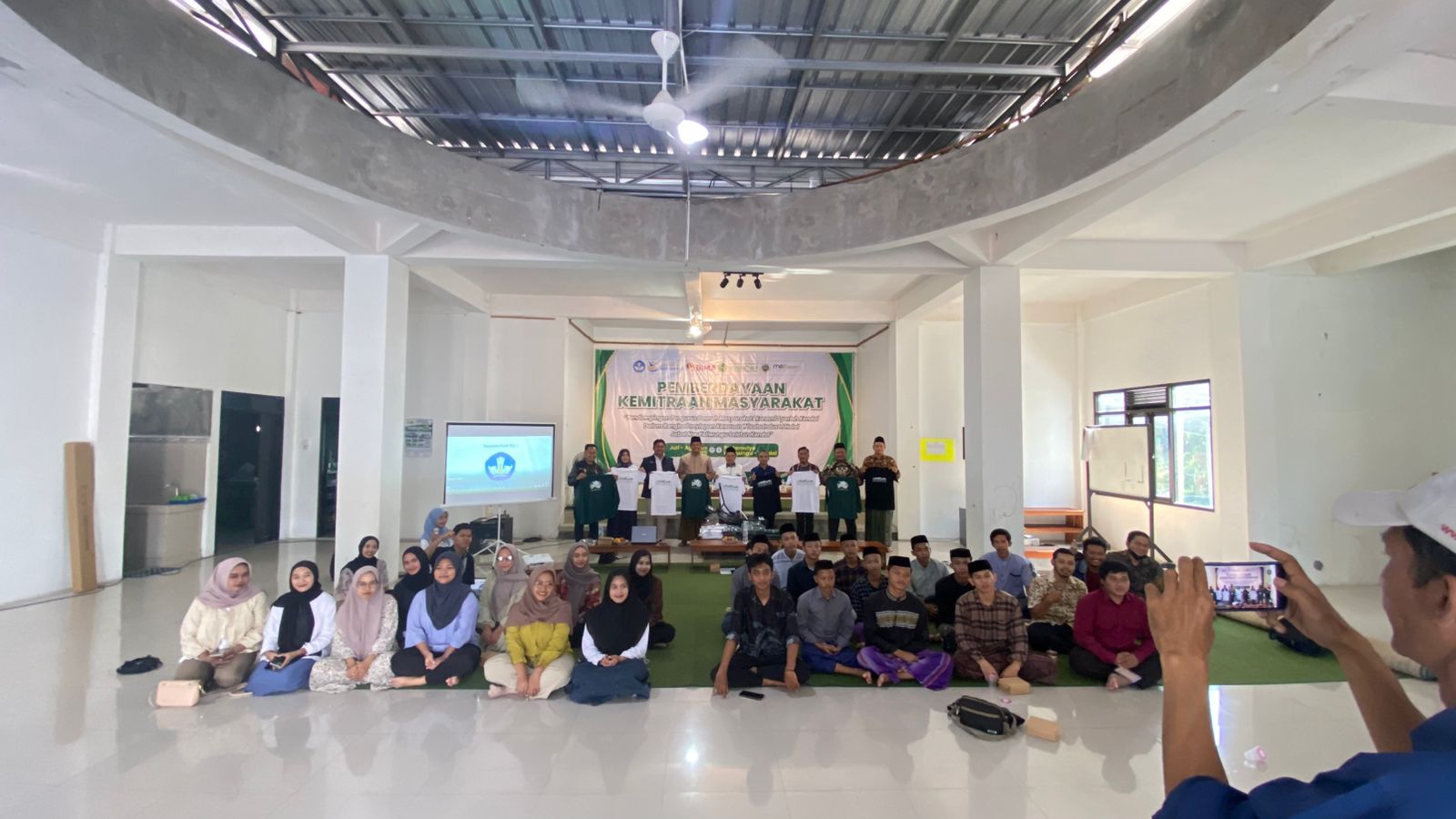 Pemberdayaan Kemitraan Masyarakat